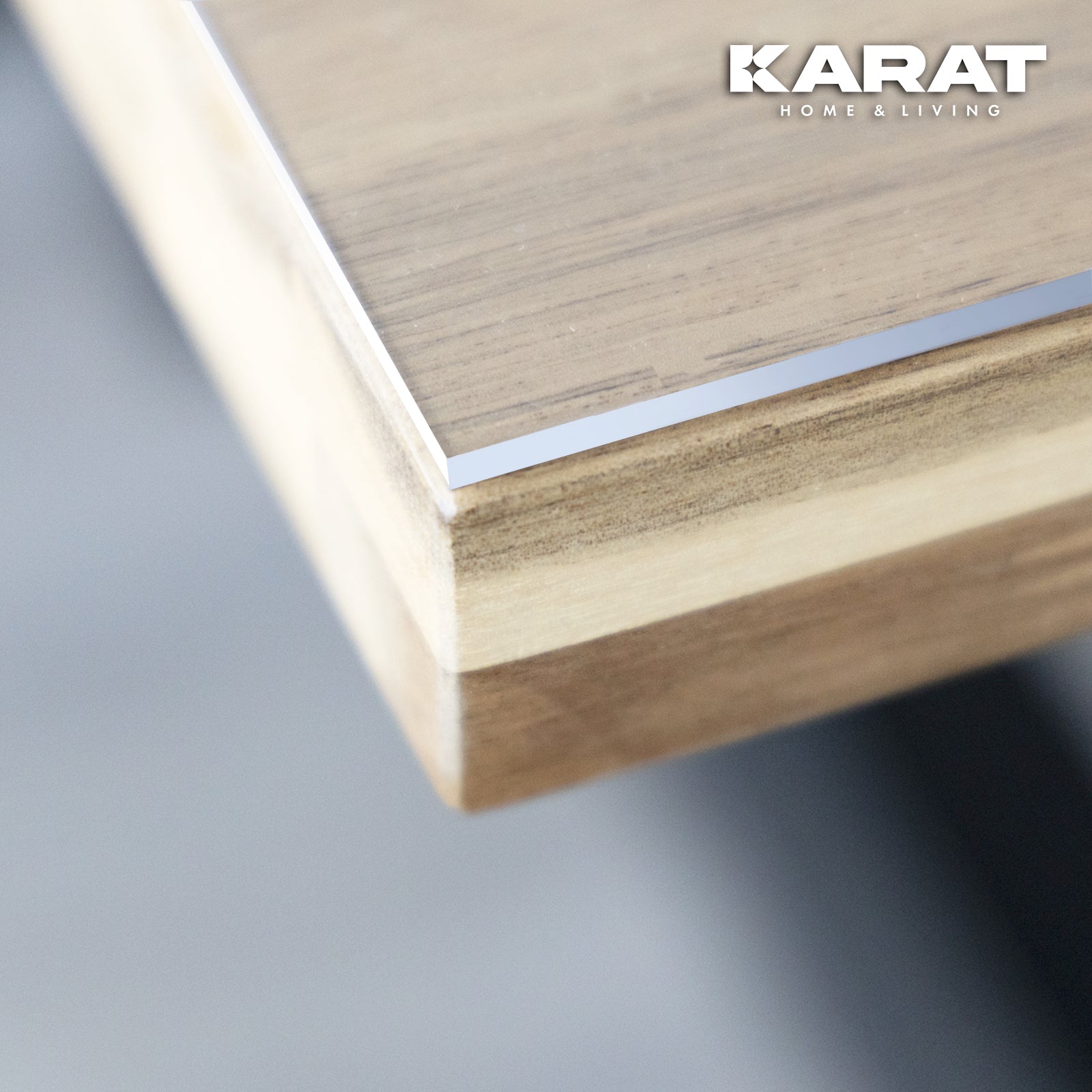 Transparente Tischfolie mit geradem Schnitt | Crystal | Kristallklare Schutzfolie für Tische | Maßgeschneiderter Zuschnitt