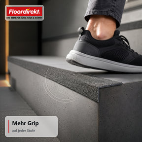 Treppenkantenprofil | Core | Rutschhemmendes GFK-Treppenprofil mit Aluminiumoxid-Beschichtung
