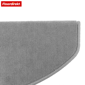 Velours-Stufenmatte | Wien | Halbrunde, rutschfeste Treppenmatte aus robustem Polypropylen | Treppenschutz, schalldämmend & antistatisch | Erhältlich in 4 modernen Farben